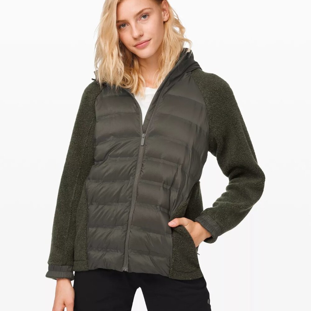Lululemon Women's Black Go Crazy Insulated Fleece Puffer Jacket Size 2